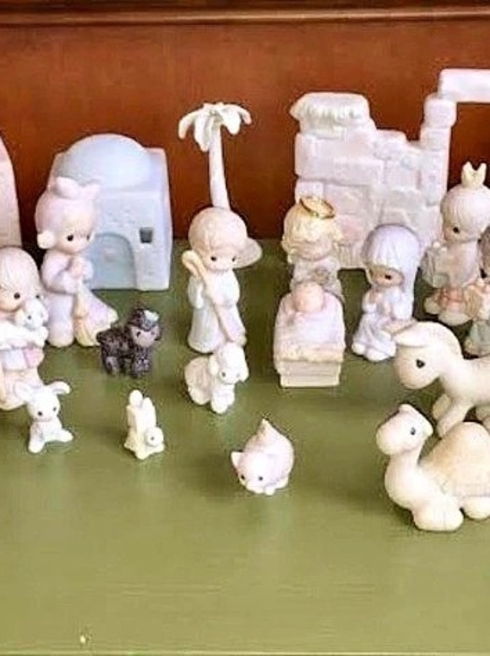 Precious Moments Nativity Set Collectible Figurine Collection White & Pink